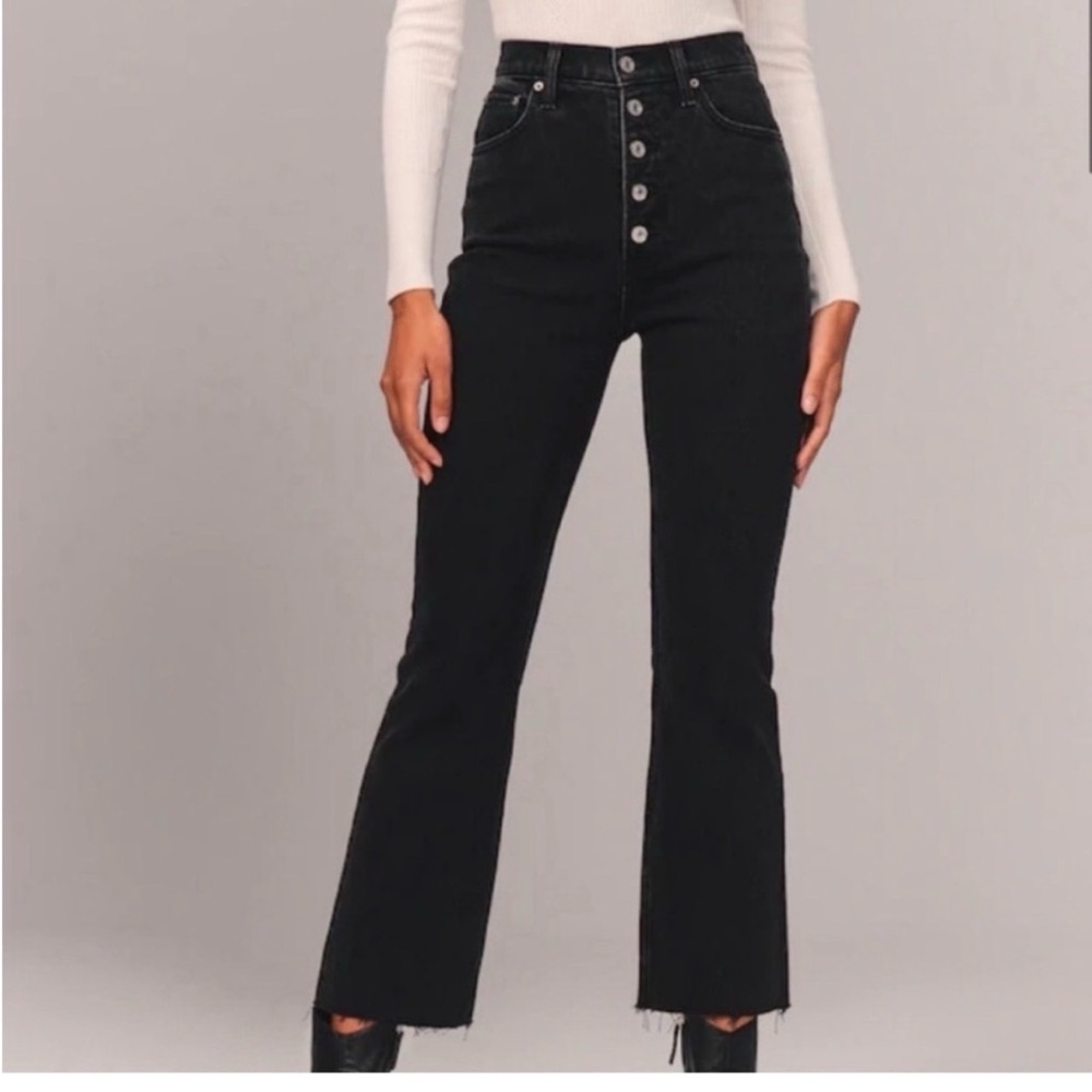 Abercrombie & Fitch The Kick Flare Ultra High Rise Jeans Black- Size 28 (6R)